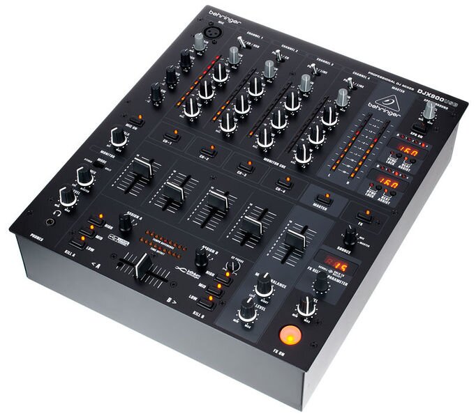 DJ мікшерний пульт Behringer DJX900USB