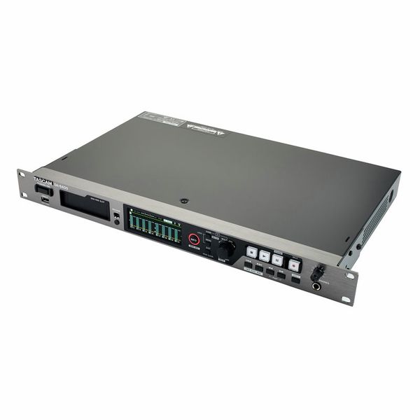 Рекордер Tascam DA-6400